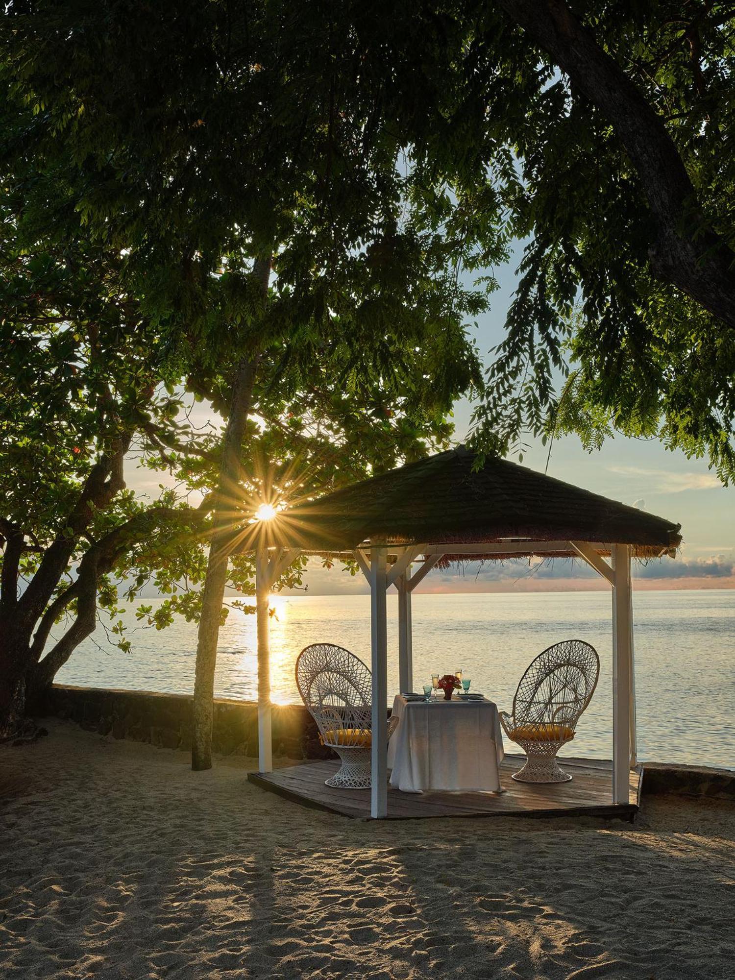 East Winds St. Lucia Hotel Gros Islet Bagian luar foto