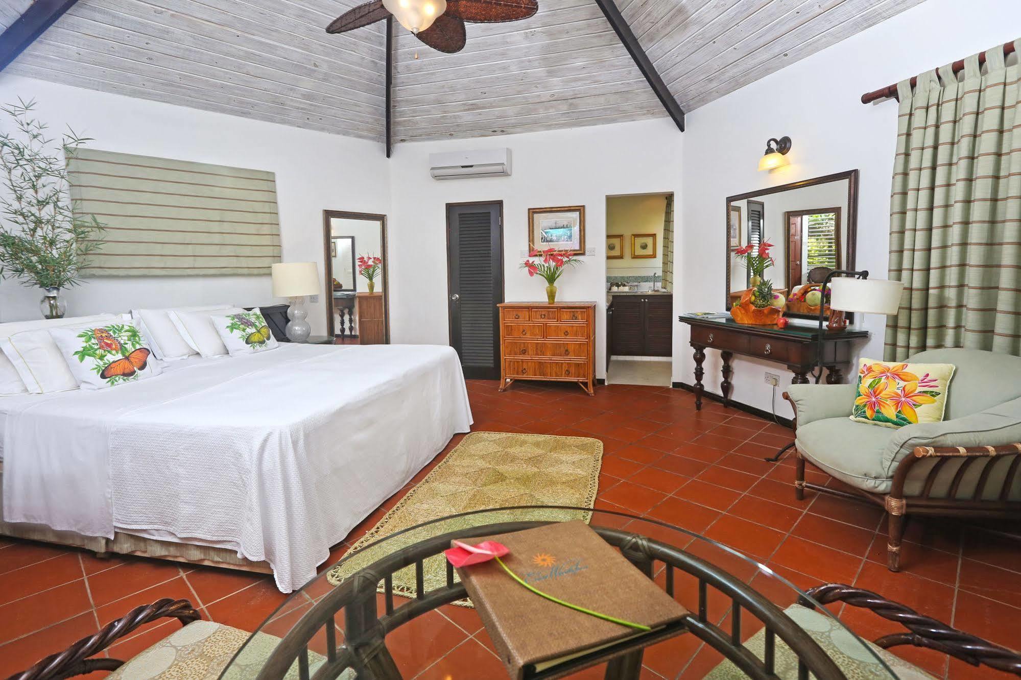 East Winds St. Lucia Hotel Gros Islet Bagian luar foto